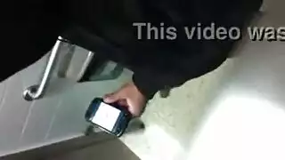 رجل مستقيم في الملابس الداخلية ديك